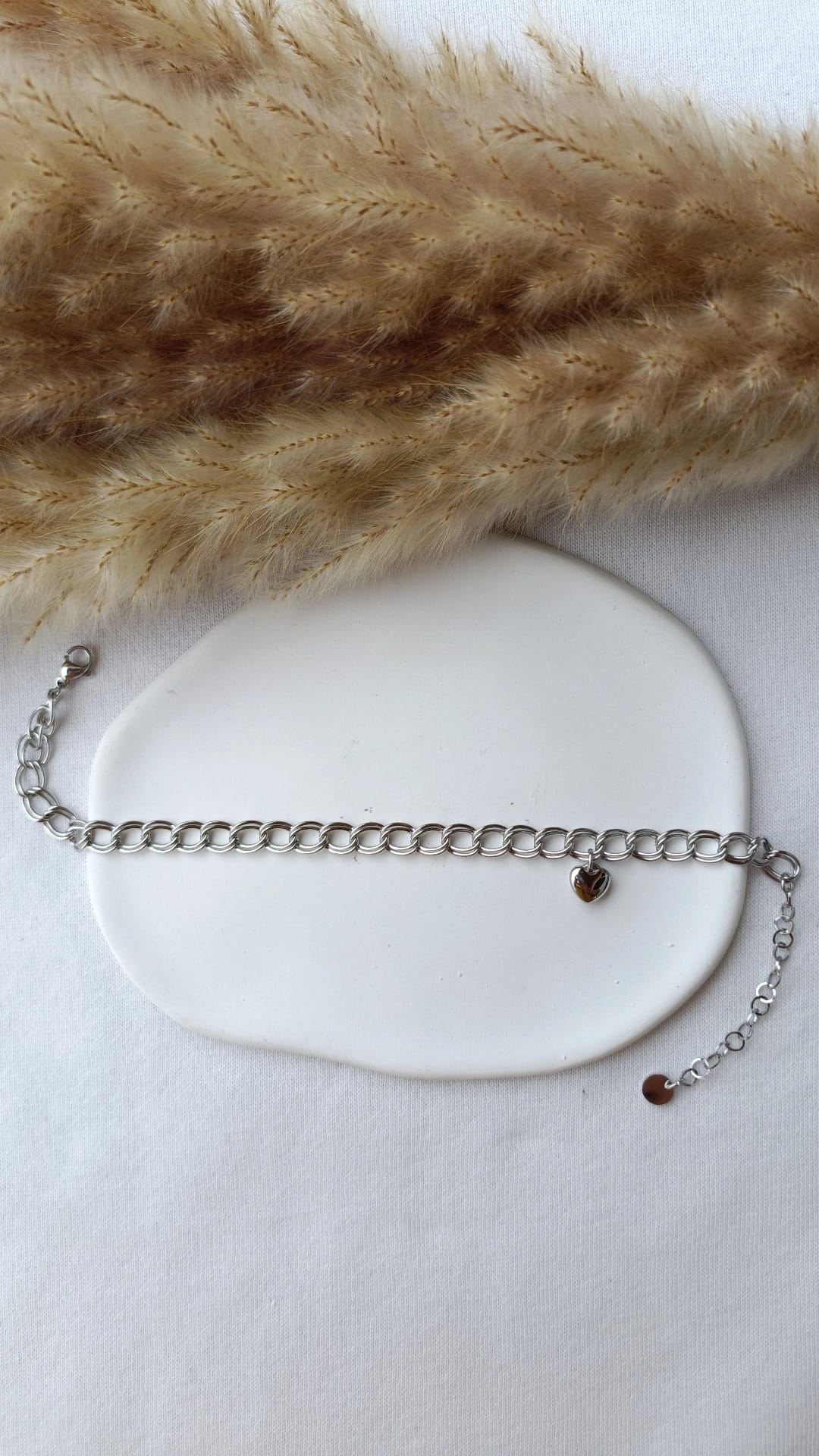 Pulseira de Aço Prateado de Pé com Coração