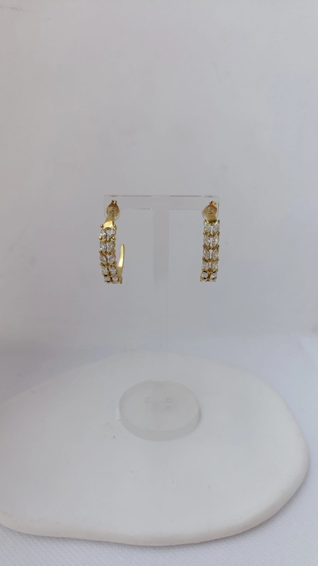 Argolas de Aço Dourado Duplas com Zircônias