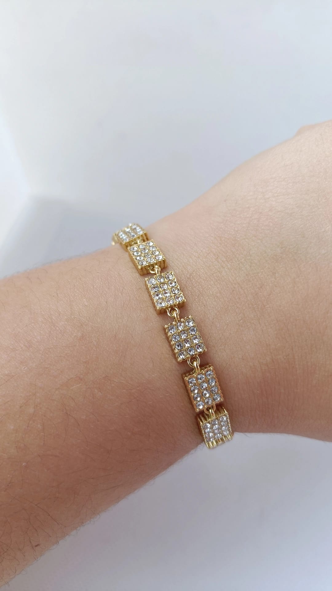 Pulseira de Aço Dourado de Inspiração Swarovski de Retângulos com Brilhantes