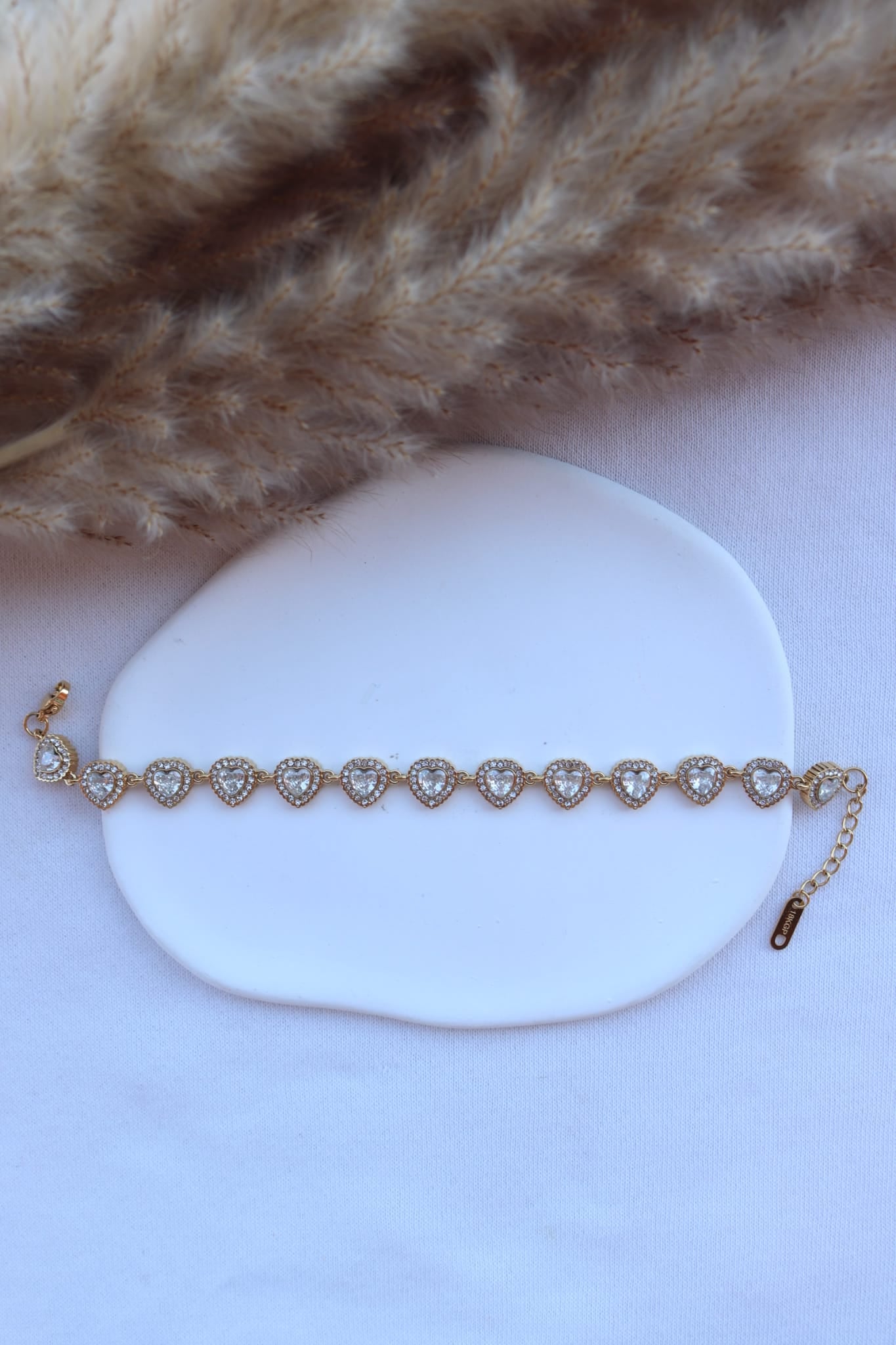 Pulseira de Aço Dourado de Corações Angelic Inspiração Swarovski