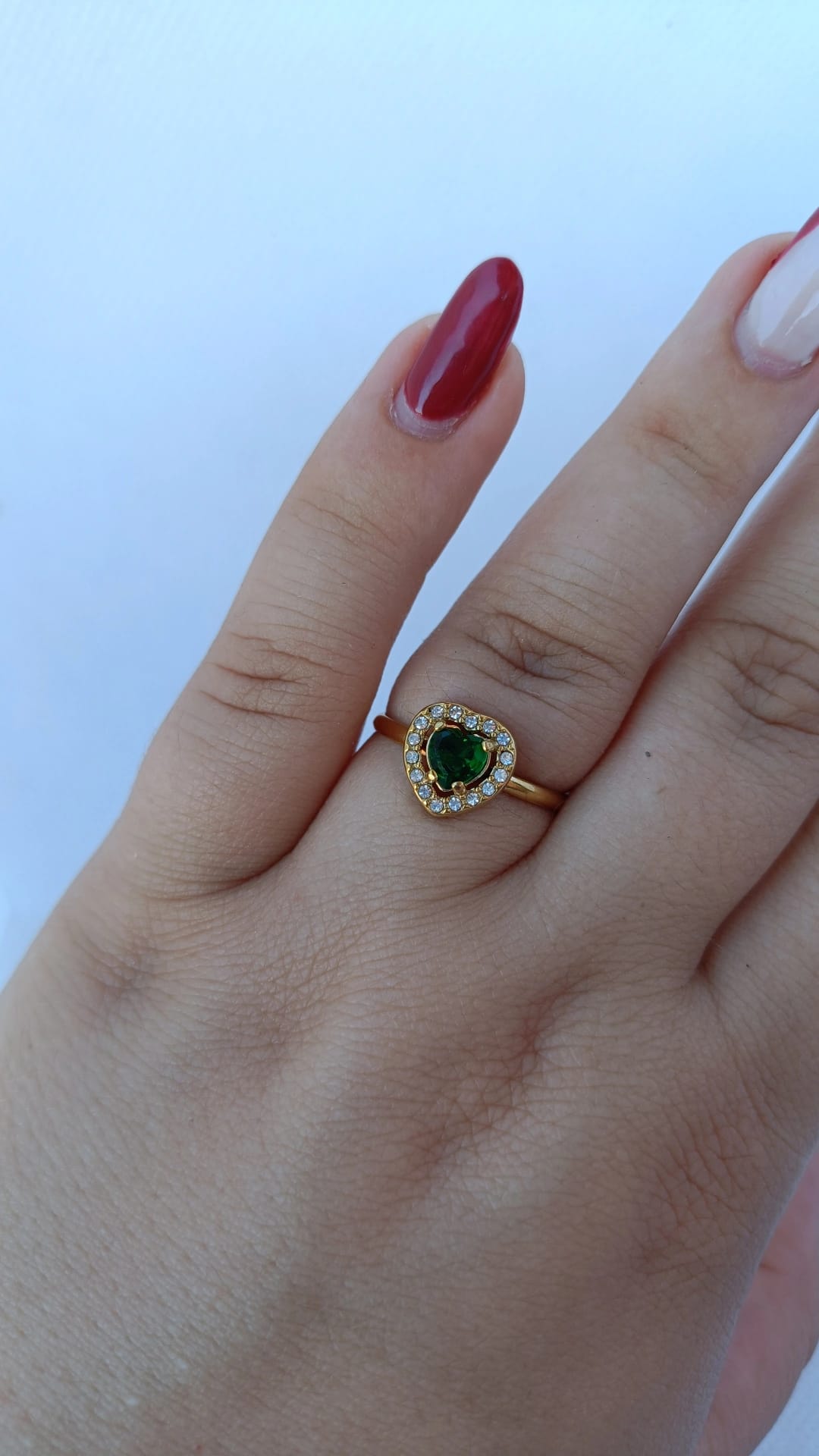 Anel de Aço Dourado de Coração Verde Inspiração Swarovski
