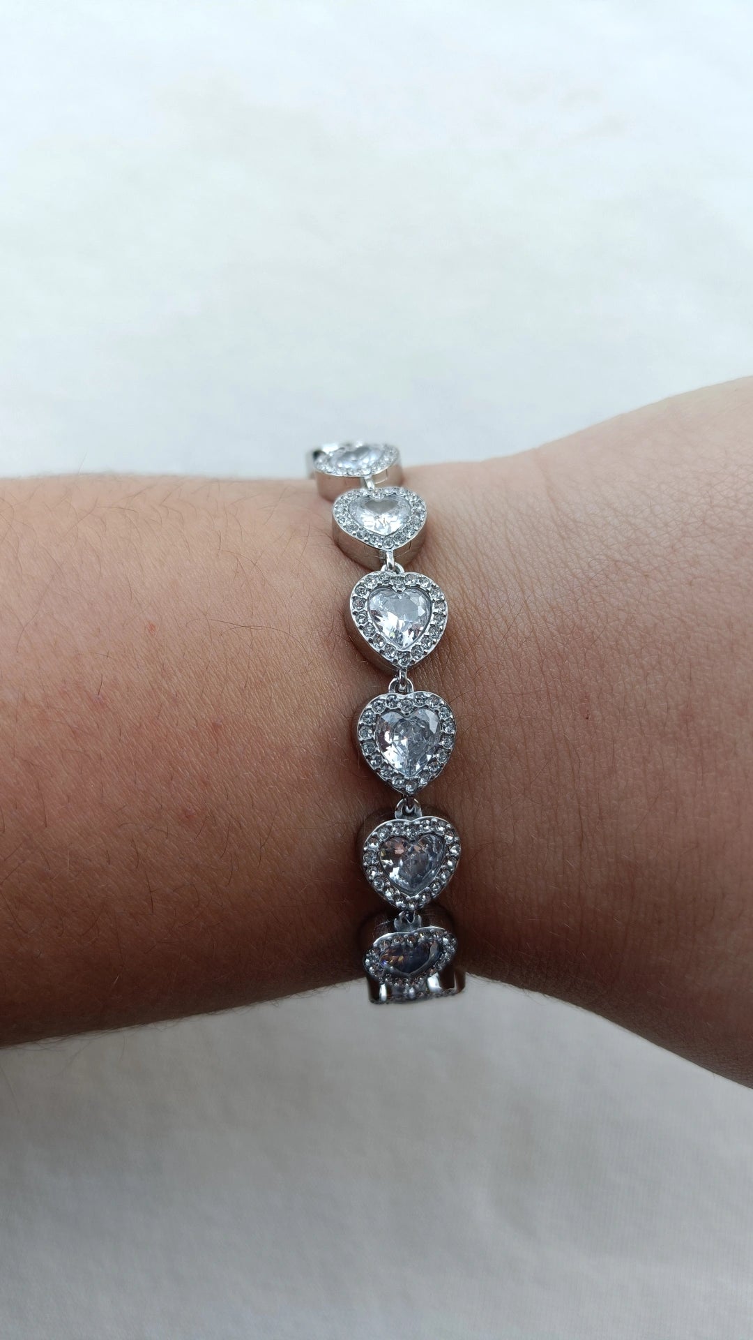 Pulseira de Aço Prateado de Corações Inspiração Swarovski