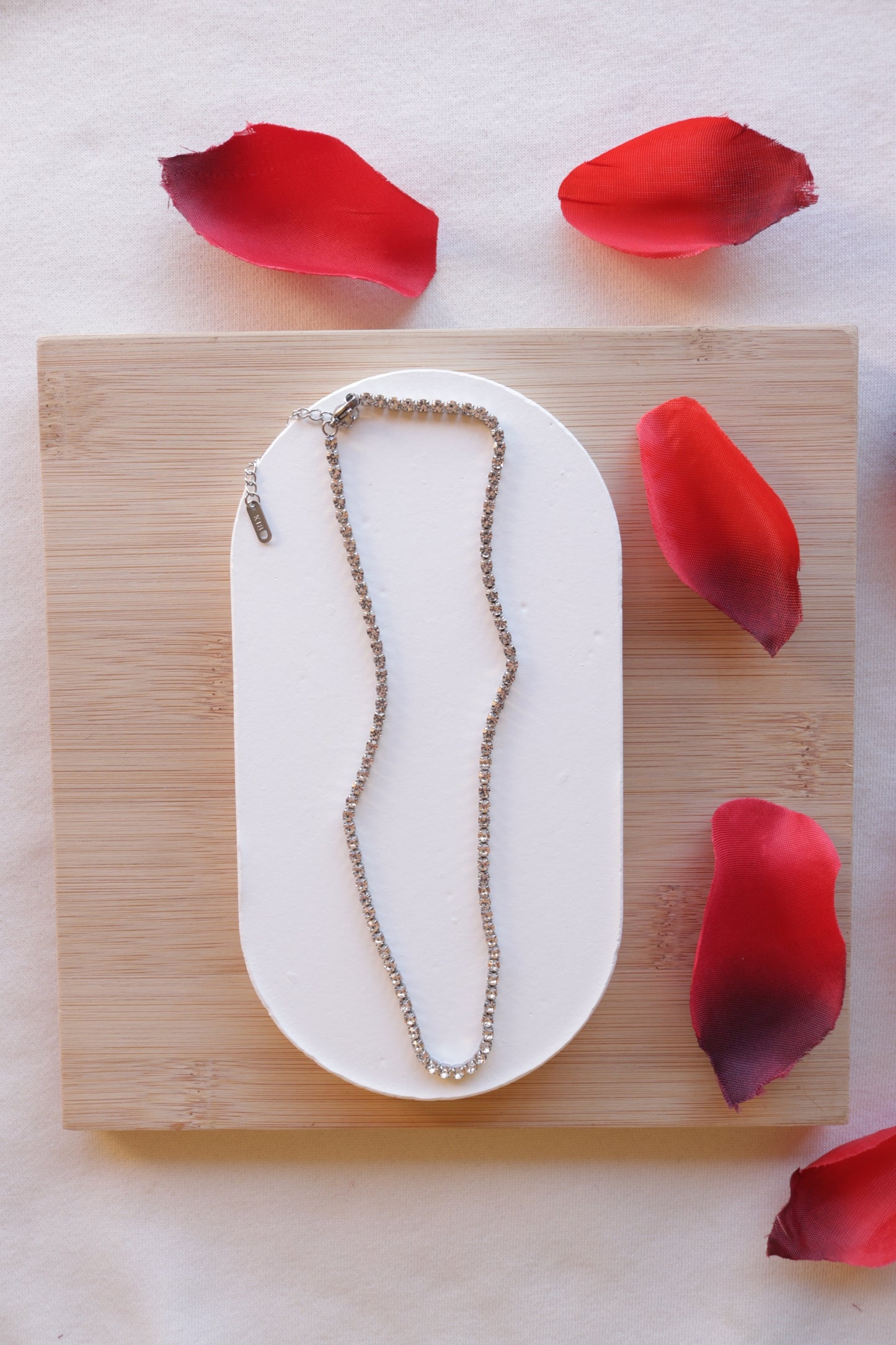 Colar de Aço Prateado com Zircónicas Minis