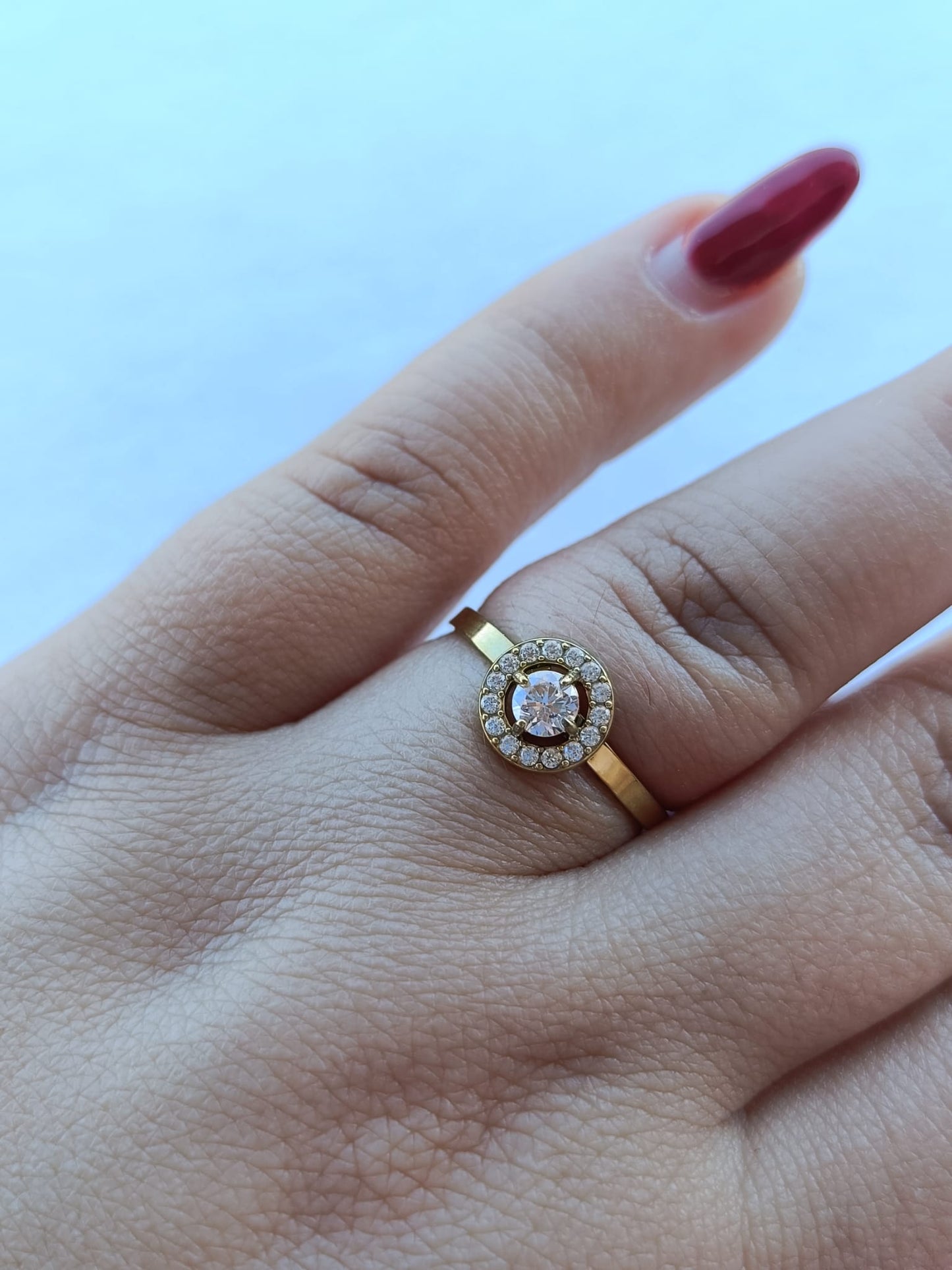 Anel de Aço Dourado Inspiração Swarovski com Zircônias à Volta