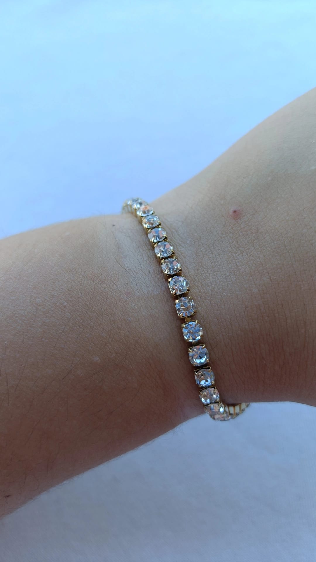 Pulseira de Aço Dourado com Zircônias Médias