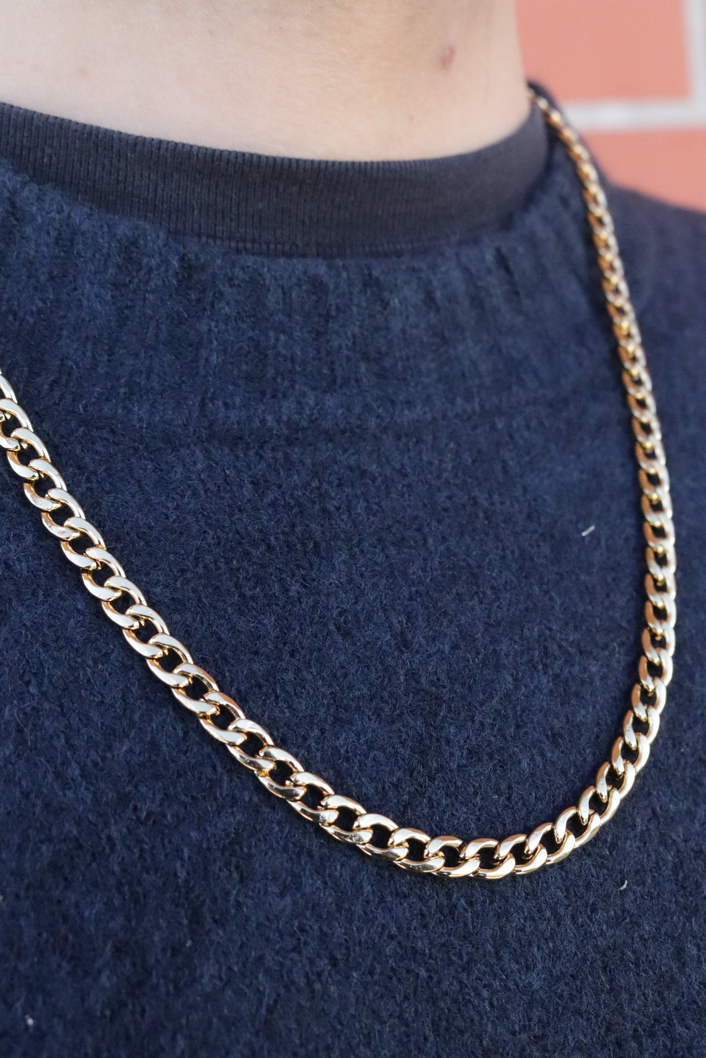 Colar de Aço Dourado Masculino de Corrente Fina