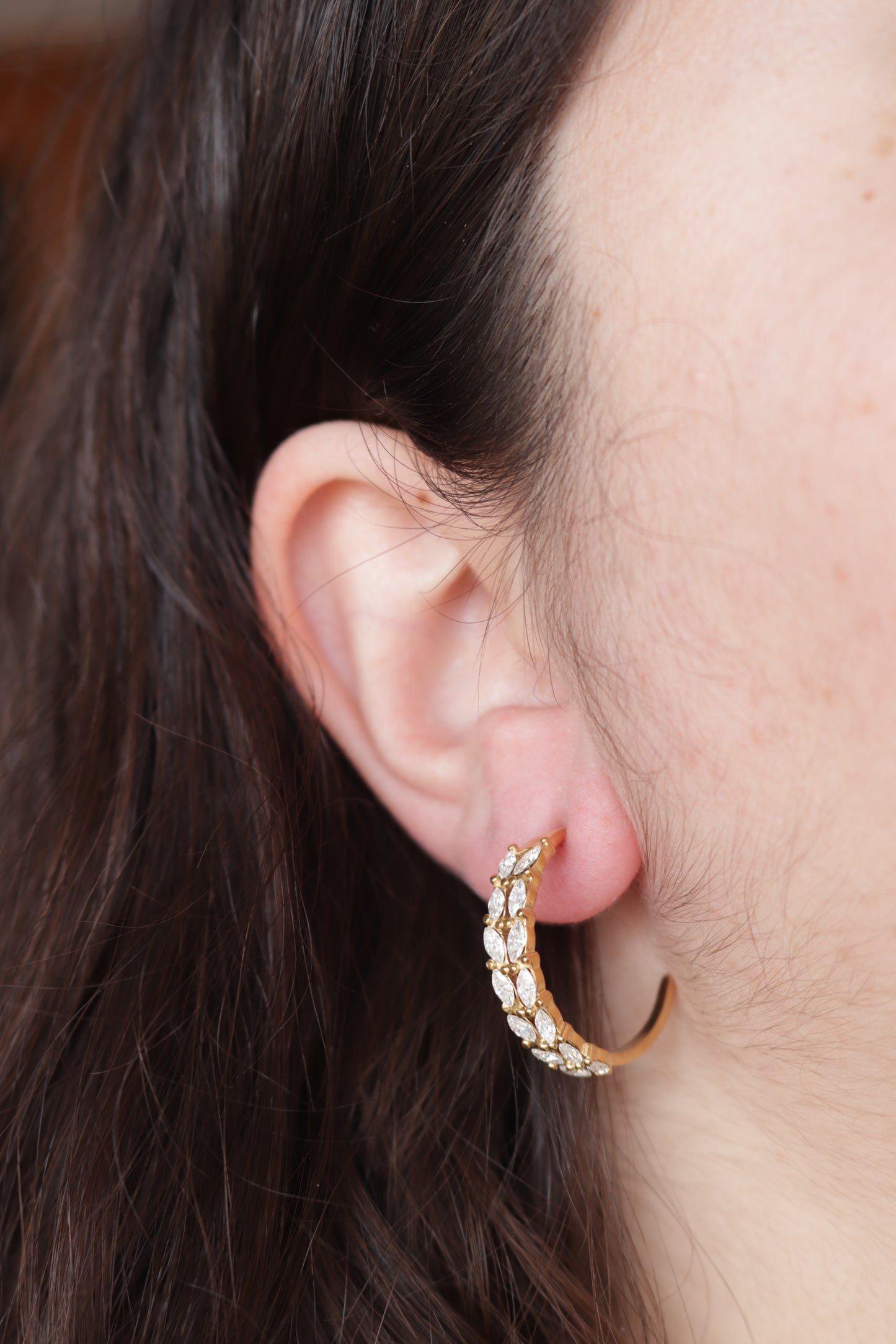 Argolas de Aço Dourado Duplas com Zircônias