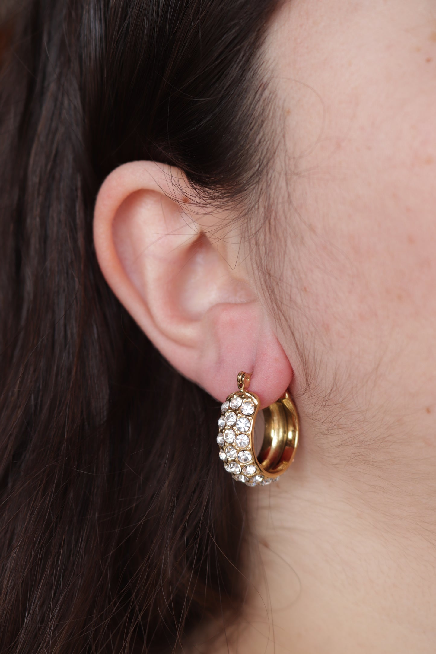 Argolas de Aço Dourado Largas com Brilhantes