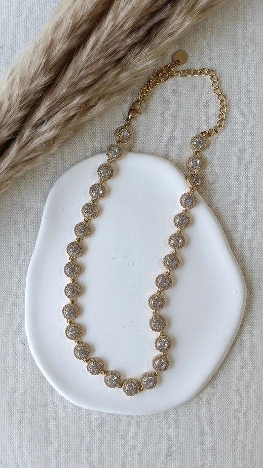 Colar de Aço Dourado Inspiração Swarovski com Zircónias à Volta