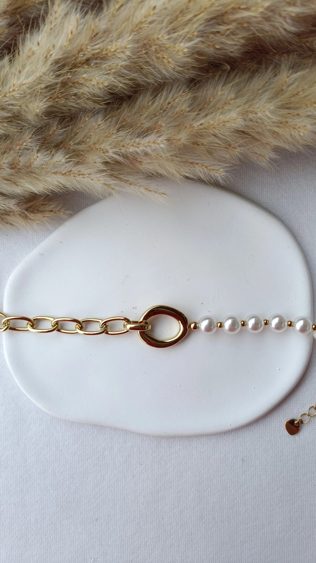 Pulseira de Aço Dourado Dupla com Pérolas de Água Doce