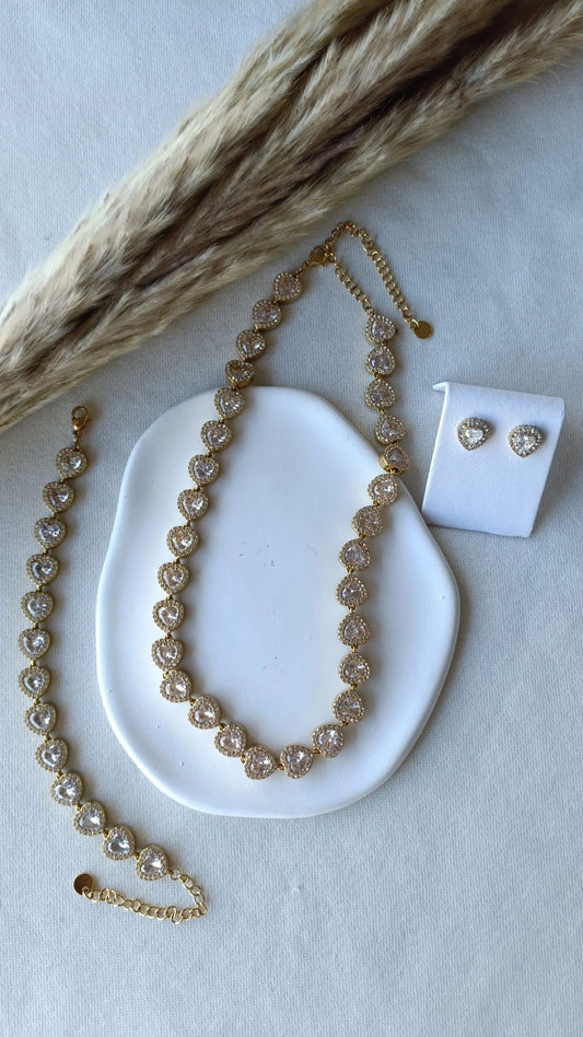 Conjunto de Aço Dourado de Corações Inspiração Swarovski