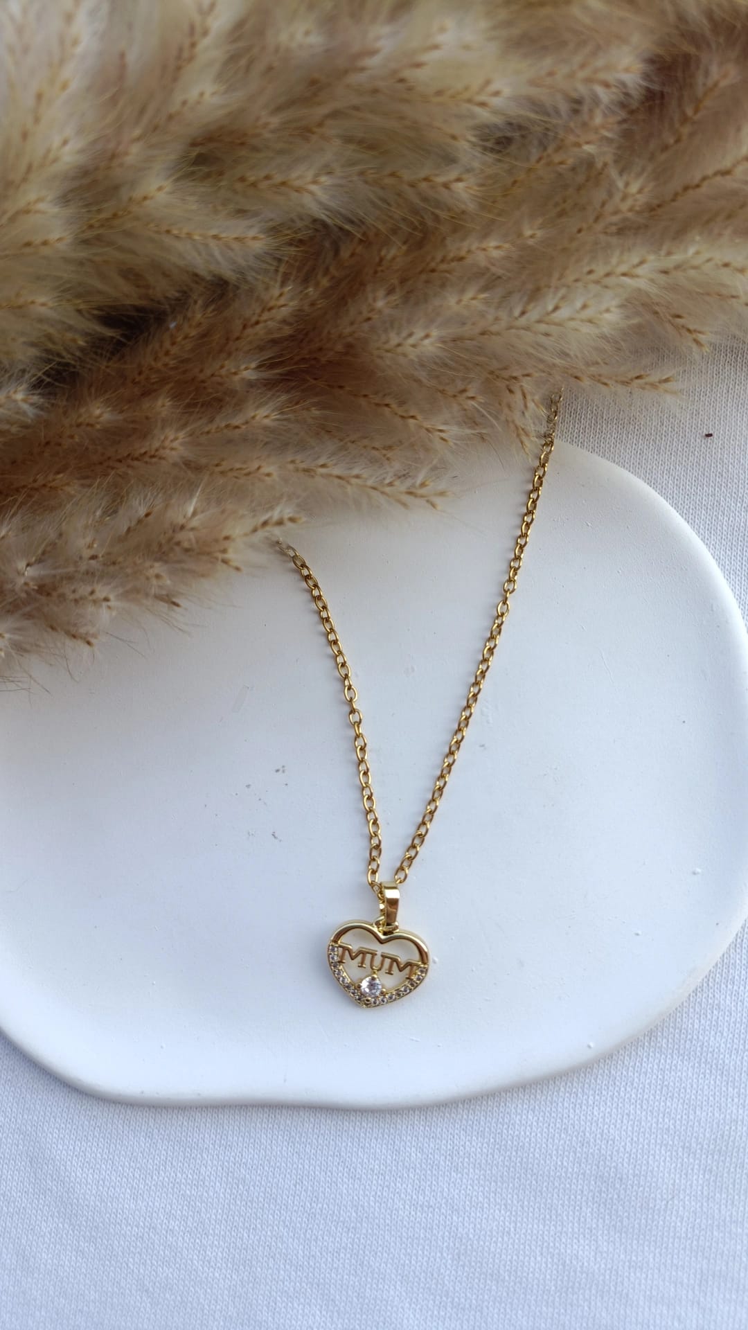 Colar de Aço Dourado de Coração Mum com Zircónia