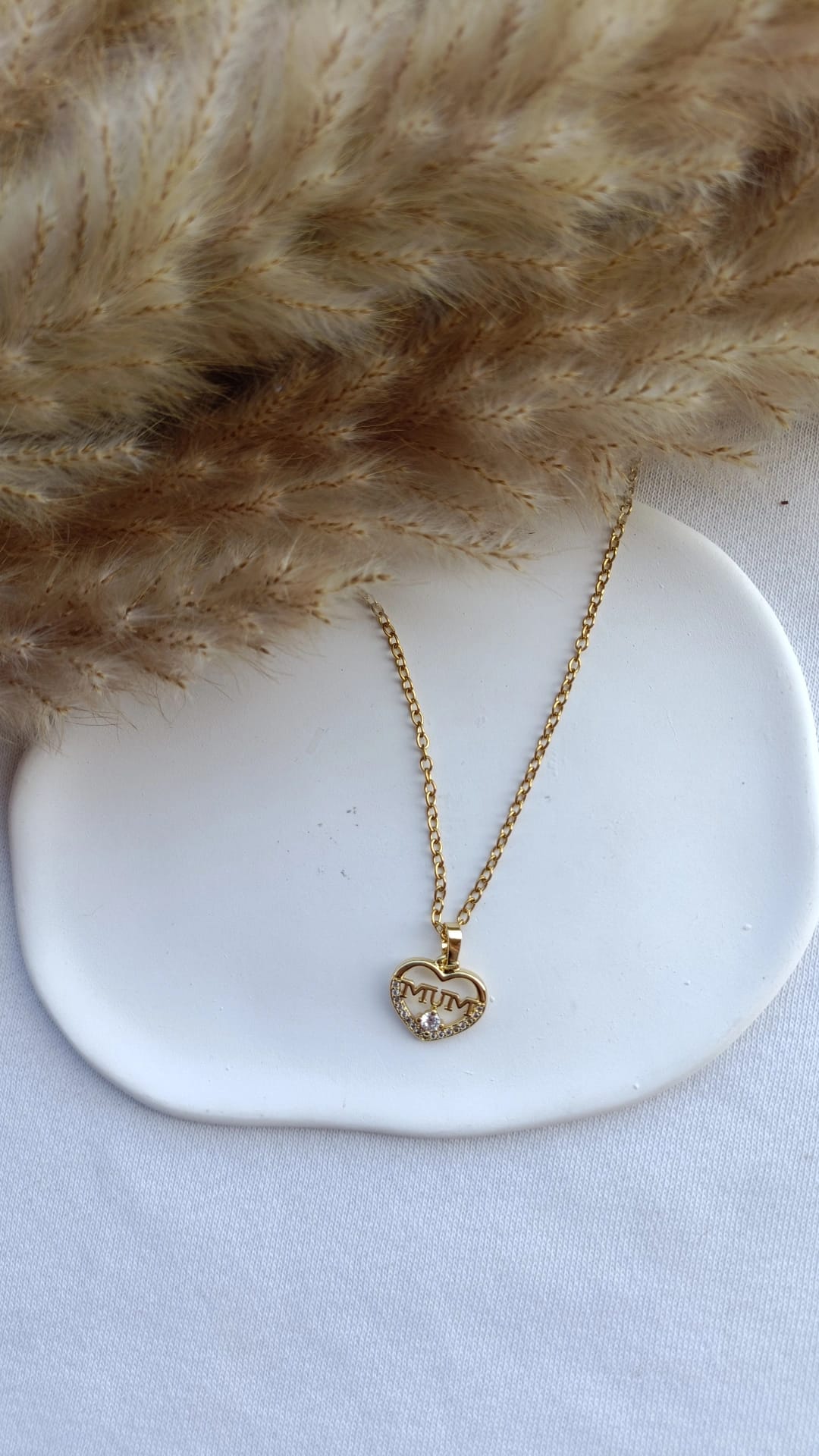 Colar de Aço Dourado de Coração Mum com Zircónia