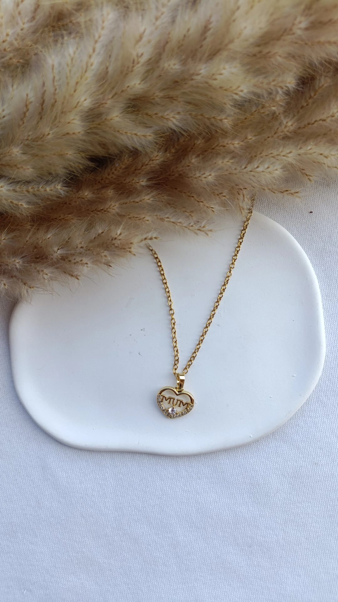 Colar de Aço Dourado de Coração Mum com Zircónia