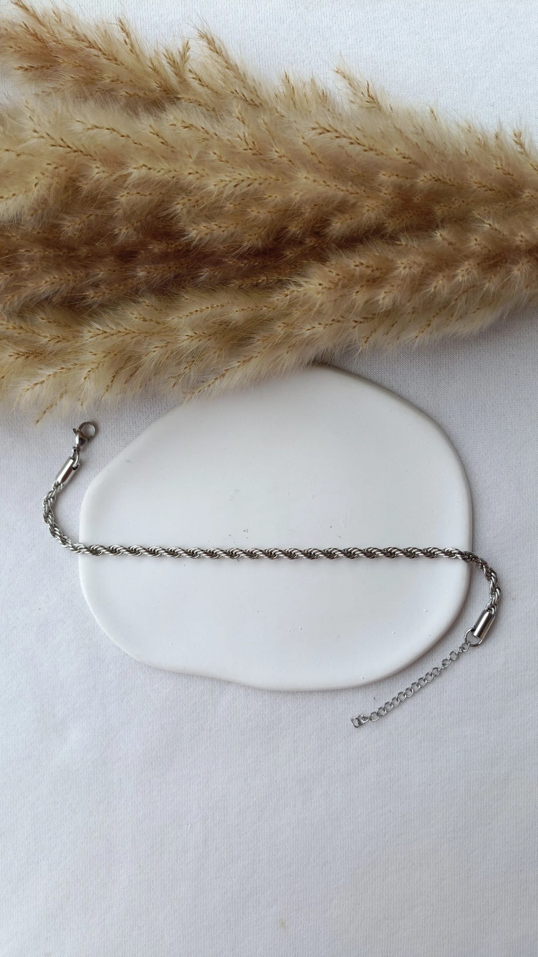 Pulseira de Aço Prateado de Pé Entrelaçada