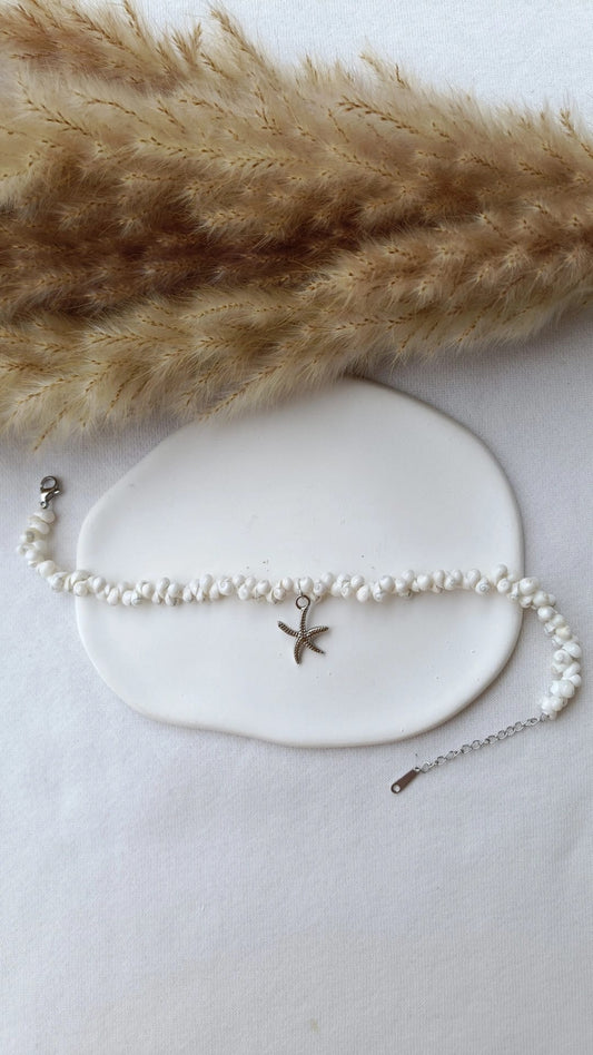 Pulseira de Aço Prateado com Pendente de Estrela
