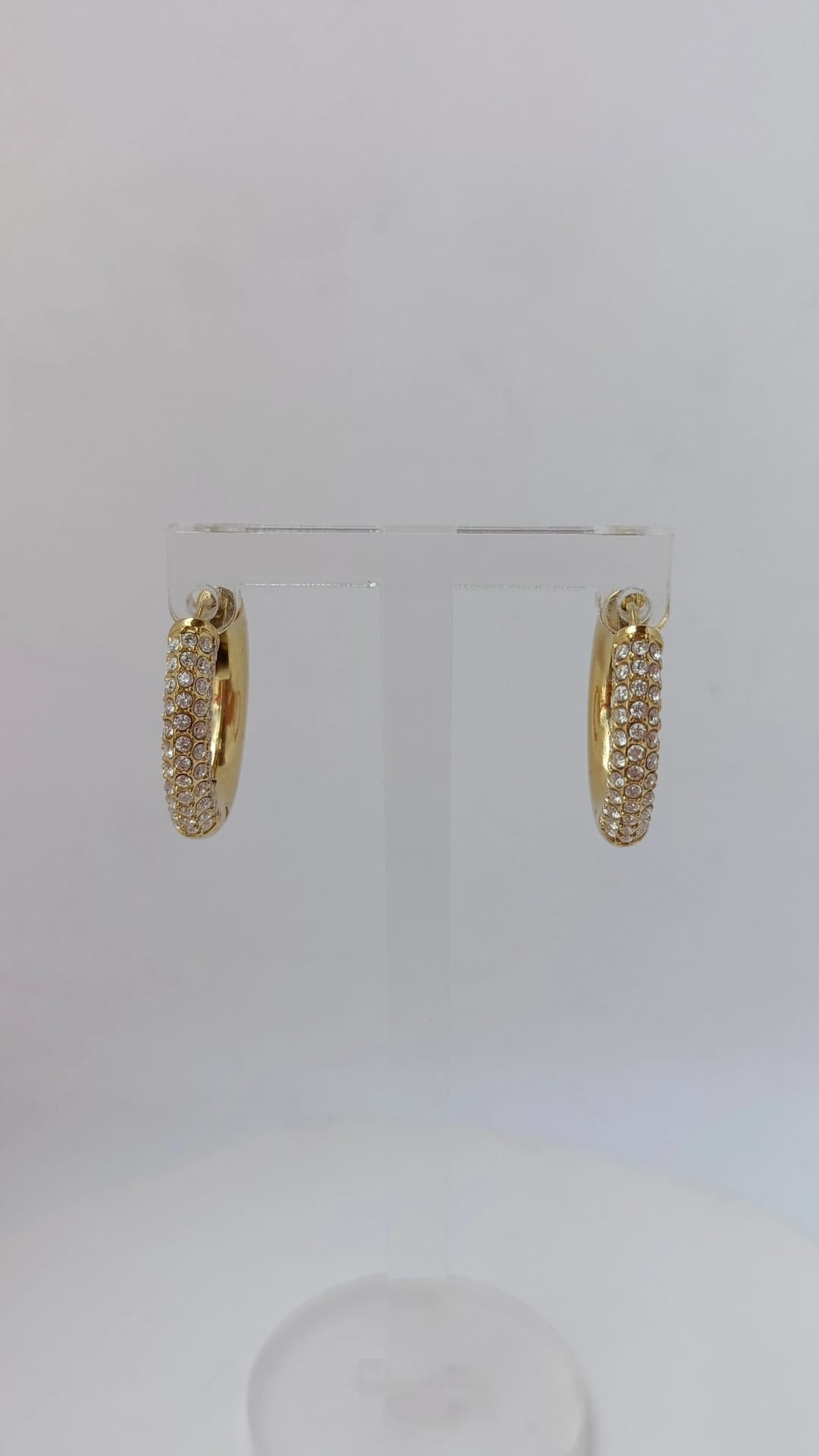 Argolas de Aço Dourado com Brilhantes