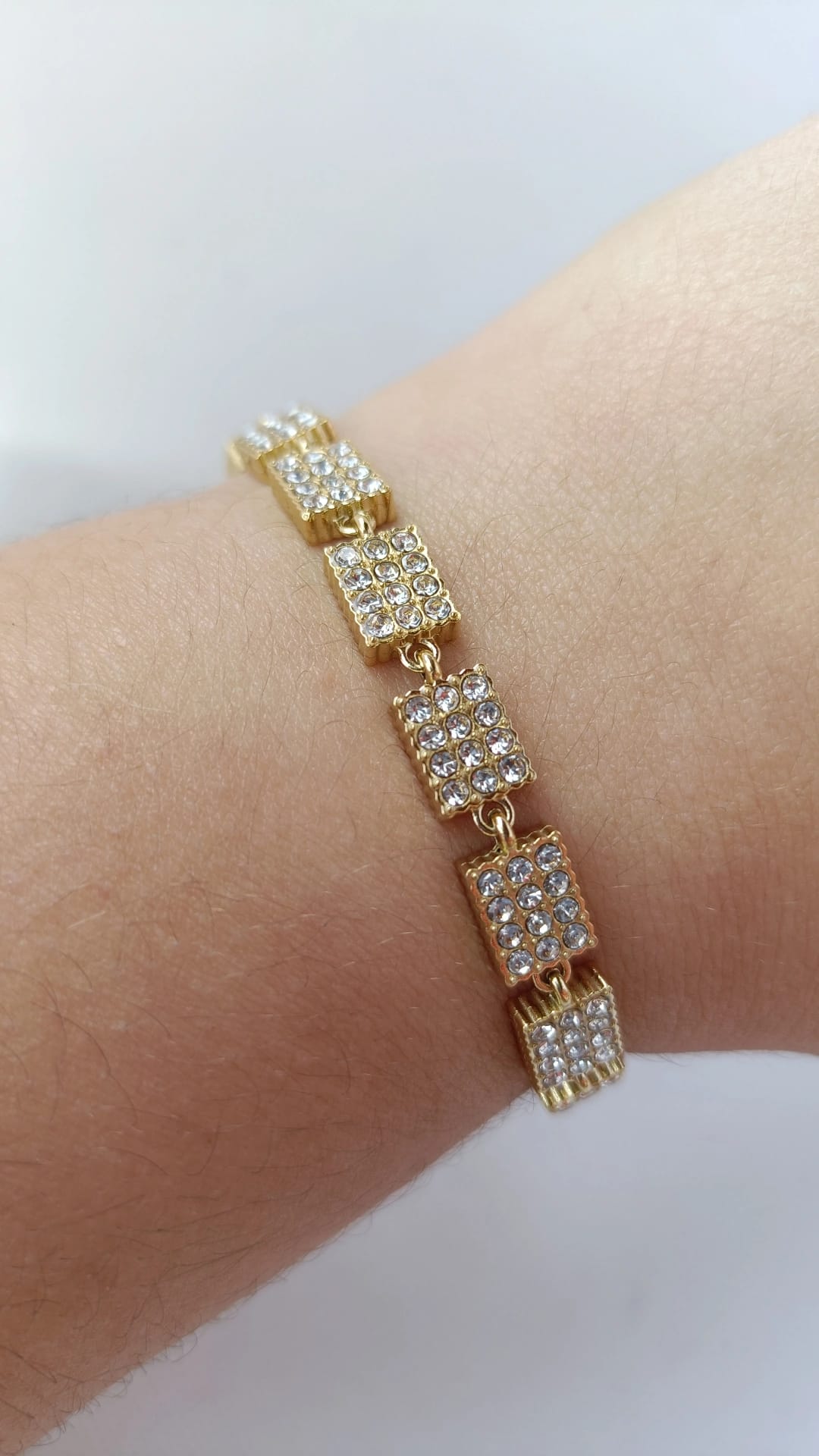 Pulseira de Aço Dourado de Inspiração Swarovski de Retângulos com Brilhantes