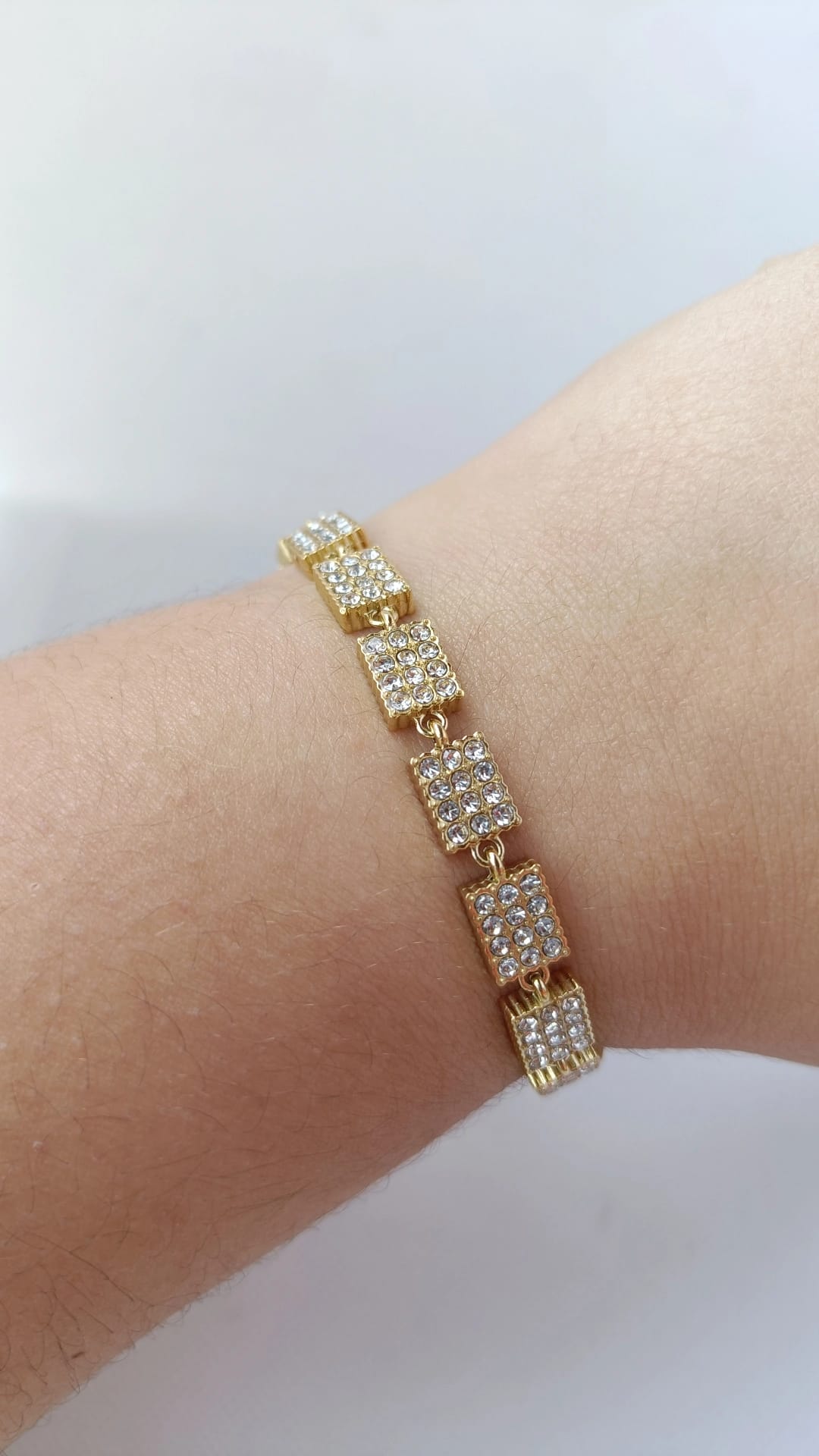 Pulseira de Aço Dourado de Inspiração Swarovski de Retângulos com Brilhantes
