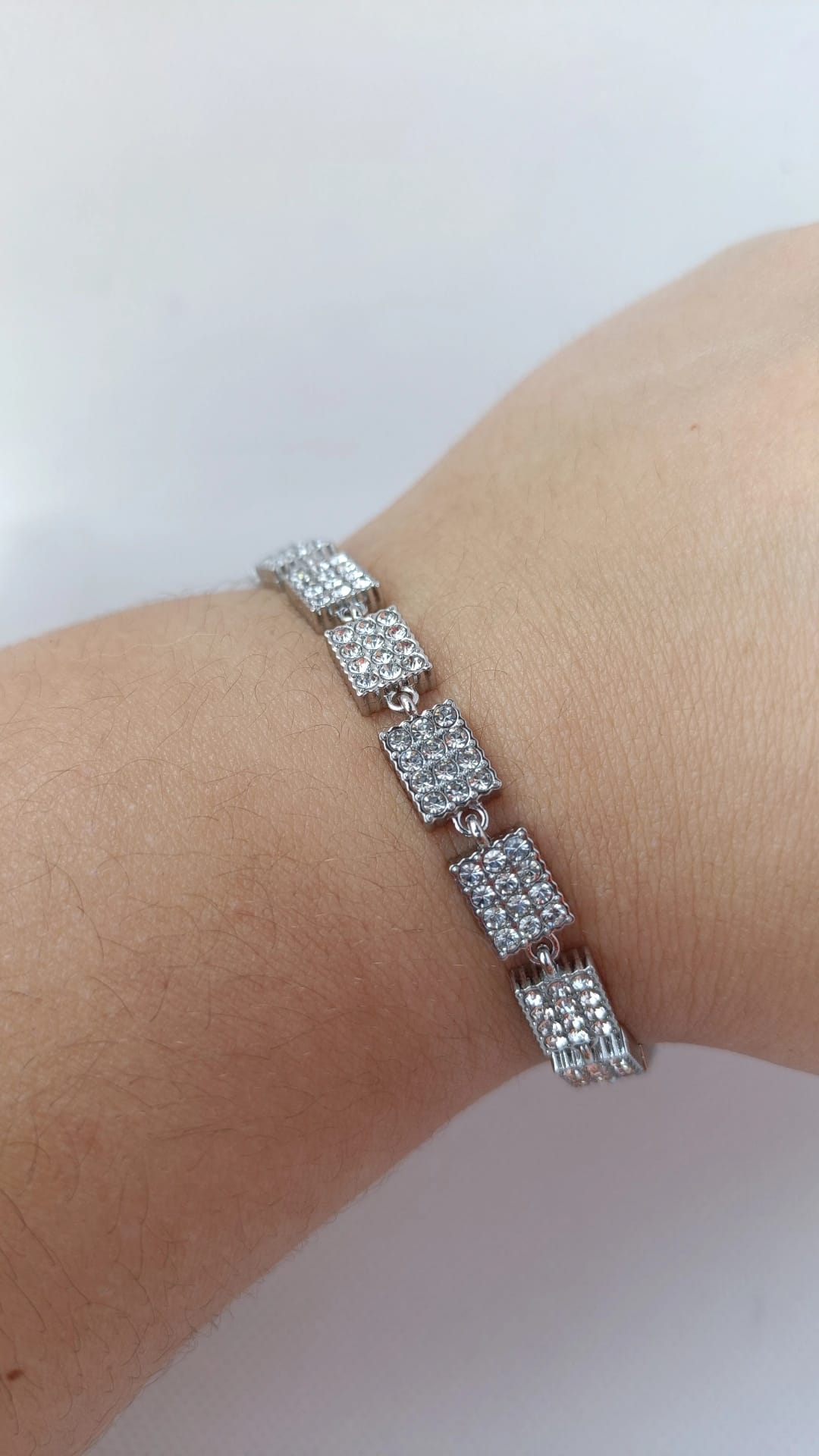Pulseira de Aço Prateado de Inspiração Swarovski de Retângulos com Brilhantes