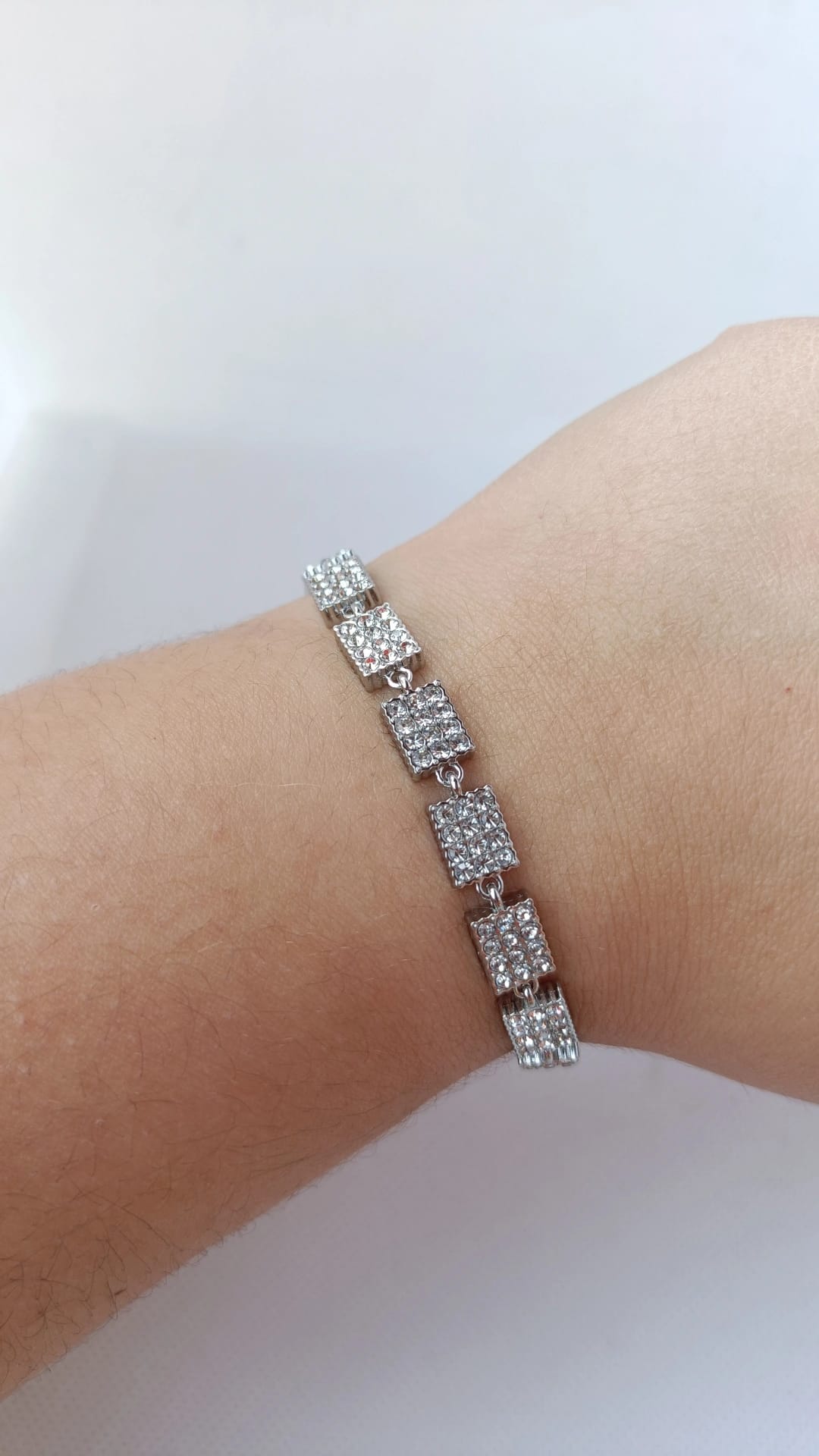 Pulseira de Aço Prateado de Inspiração Swarovski de Retângulos com Brilhantes