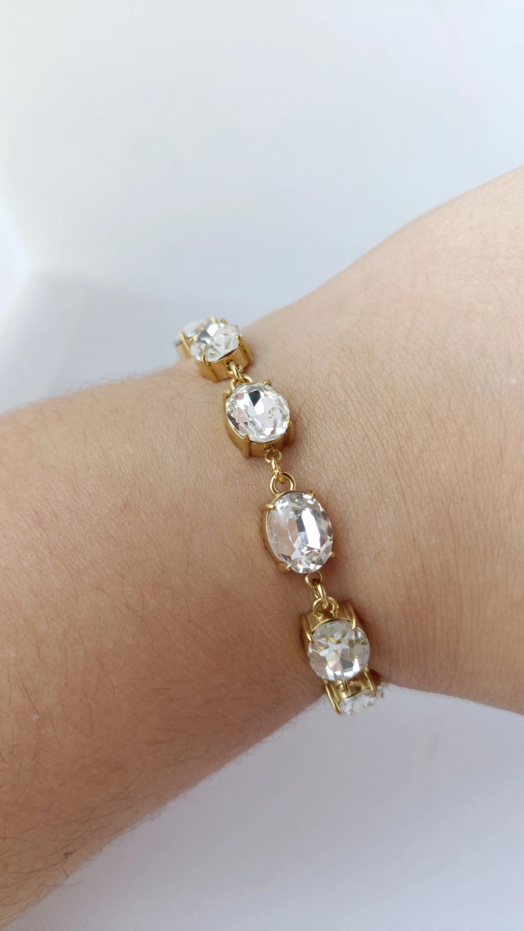 Pulseira de Aço Dourado com Zircônias Ovais