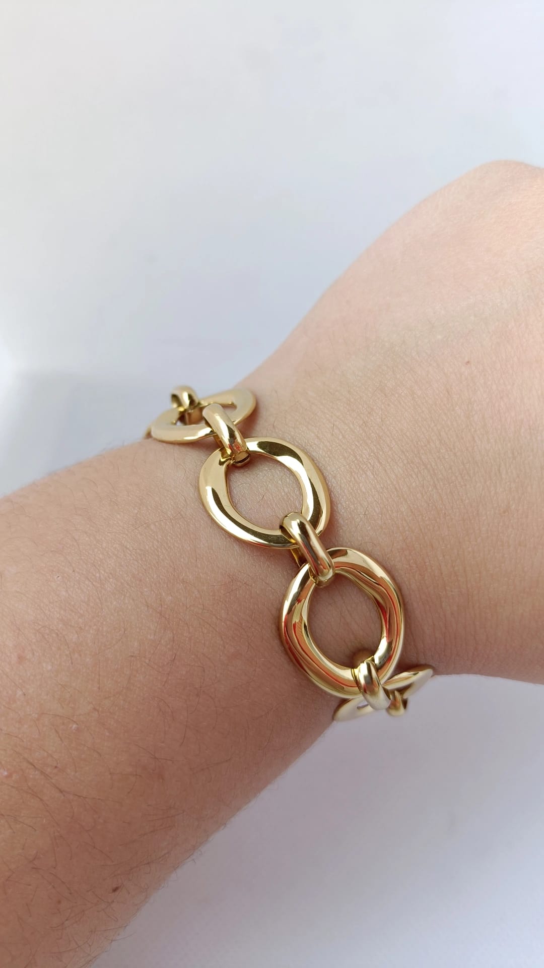 Pulseira de Aço Dourado Larga com Ovais