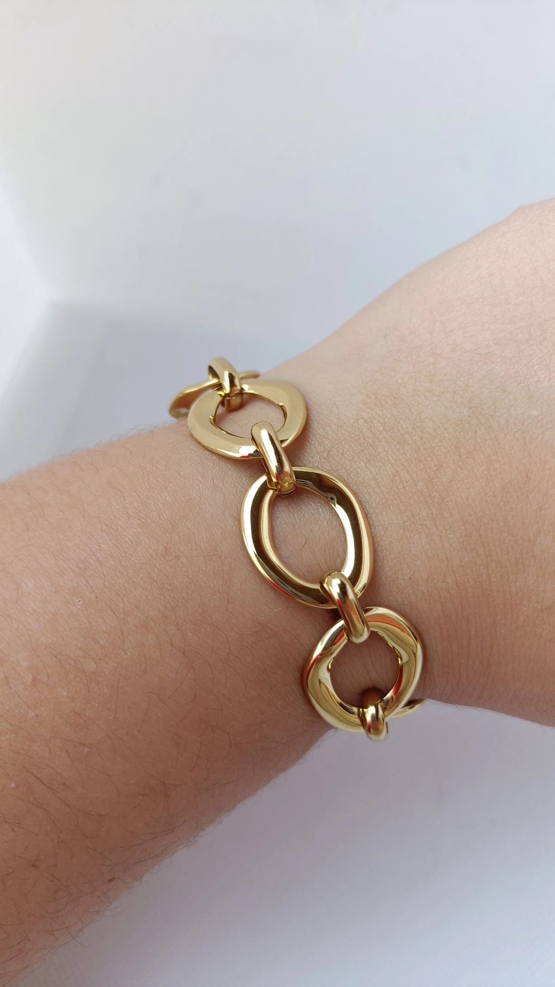 Pulseira de Aço Dourado Larga com Ovais