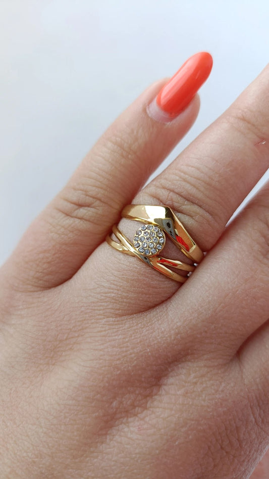 Anel de Aço Dourado de Coroa Duplo com Brilhantes