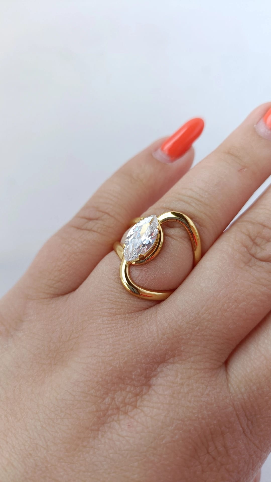 Anel de Aço Dourado Duplo Oval com Zircônia