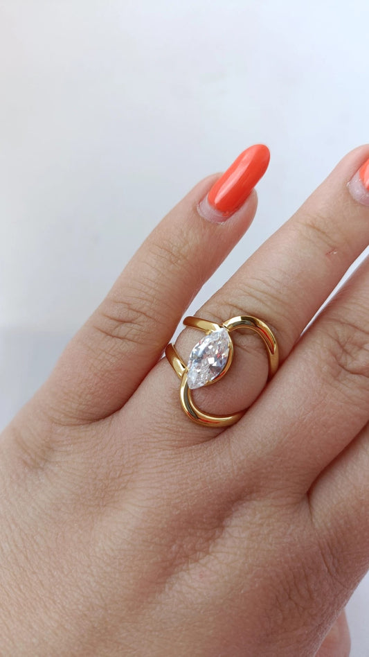 Anel de Aço Dourado Duplo Oval com Zircônia