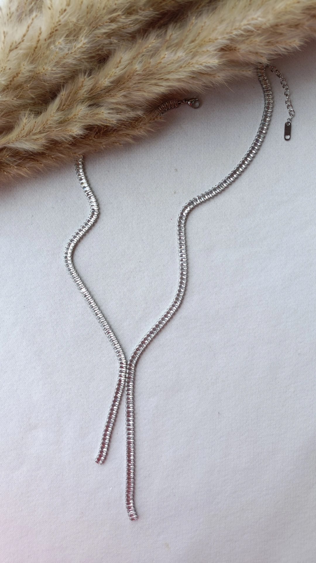 Colar de Aço Prateado Comprido Duplo com Zircônias Inspiração Swarovski