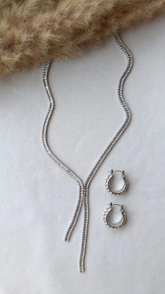 Conjunto de Aço Prateado de Colar + Argolas com Zircônias