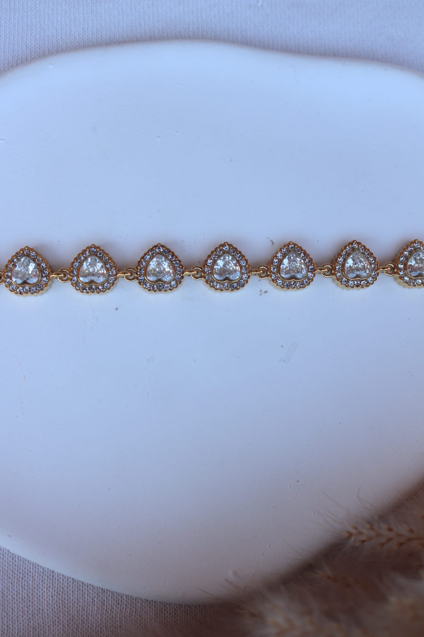 Pulseira de Aço Dourado de Corações Angelic Inspiração Swarovski