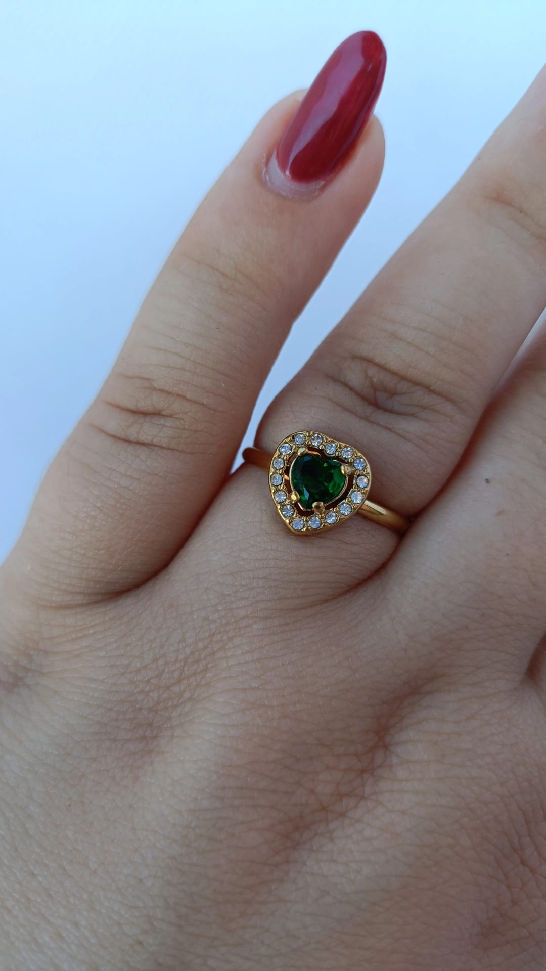 Anel de Aço Dourado de Coração Verde Inspiração Swarovski