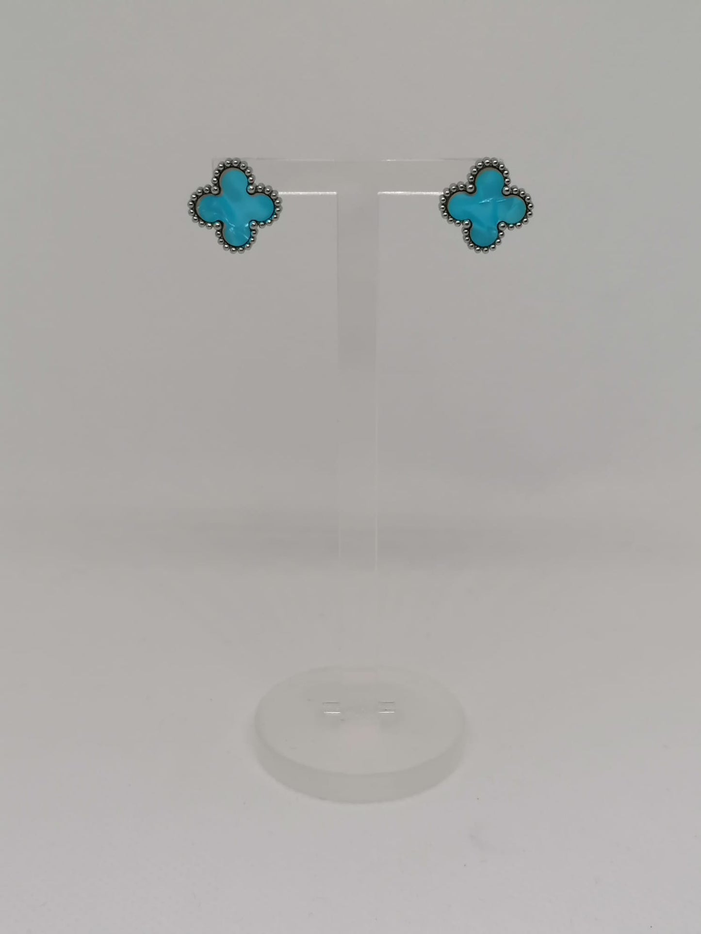 Brincos de Aço Prateado de Trevo Azul Claro Madrepérola