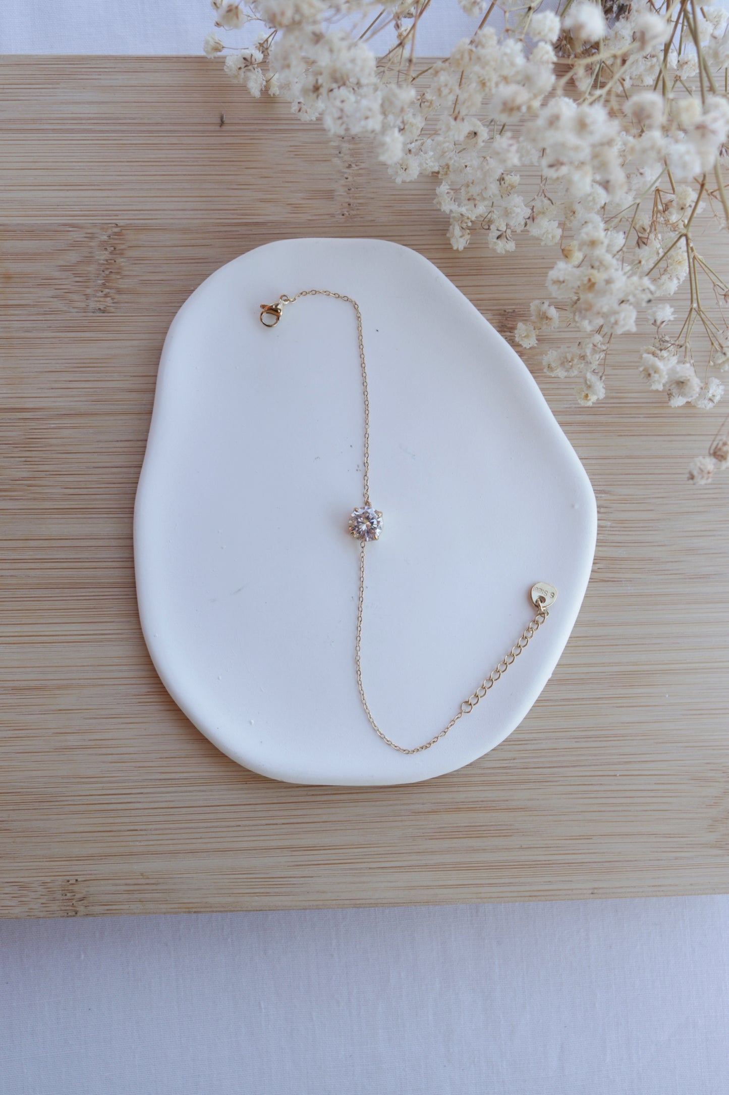 Pulseira de Aço Dourado com Zircónica Branca