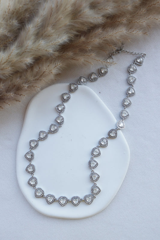Colar de Aço Prateado de Corações Angelic Inspiração Swarovski