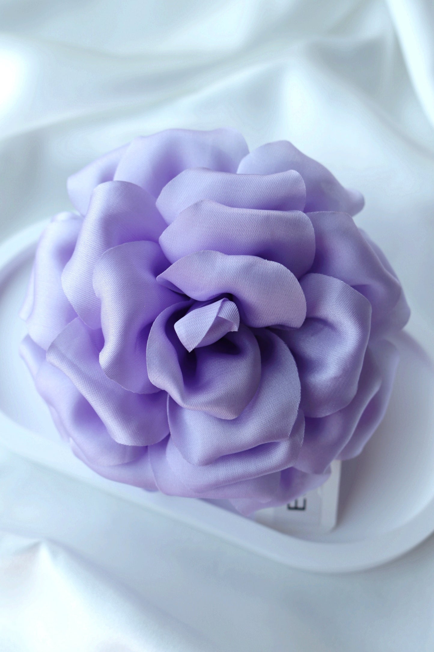 Mola Lilás de Flor Pormenorizada
