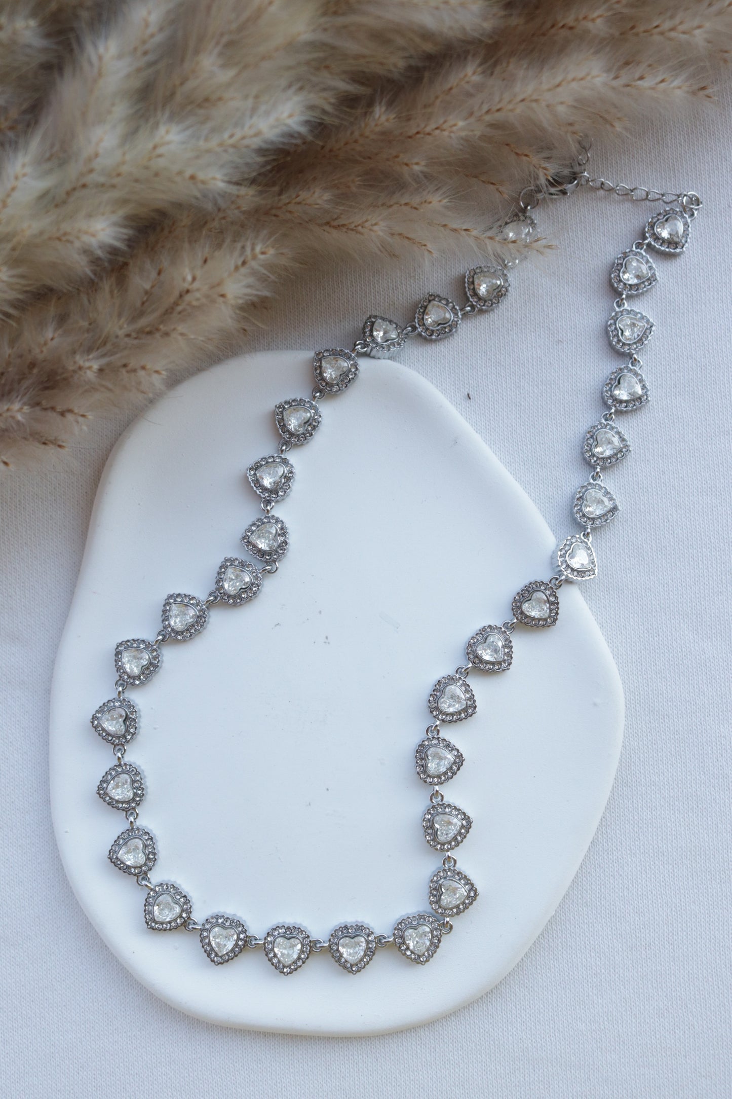 Colar de Aço Prateado de Corações Angelic Inspiração Swarovski