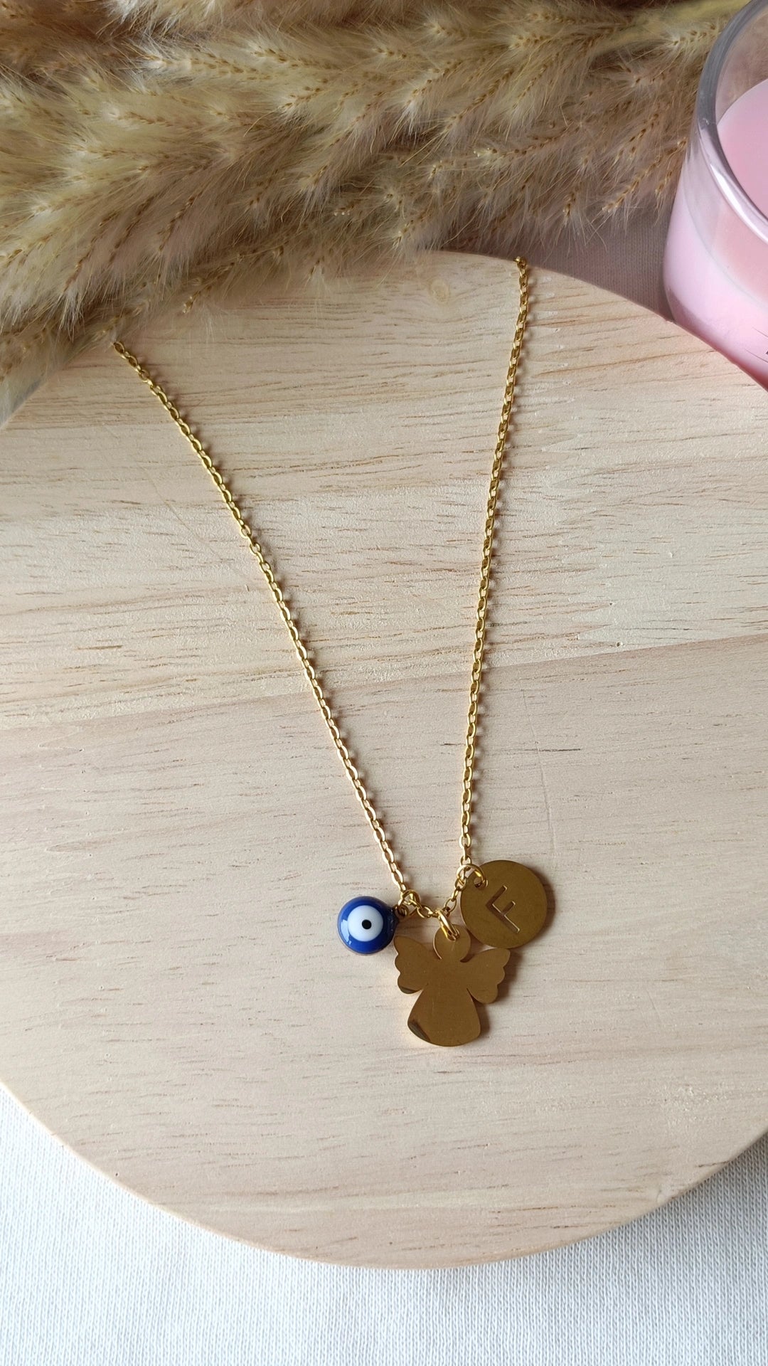 Colar de Aço Dourado de Anjo + Inicial e Olho Turco