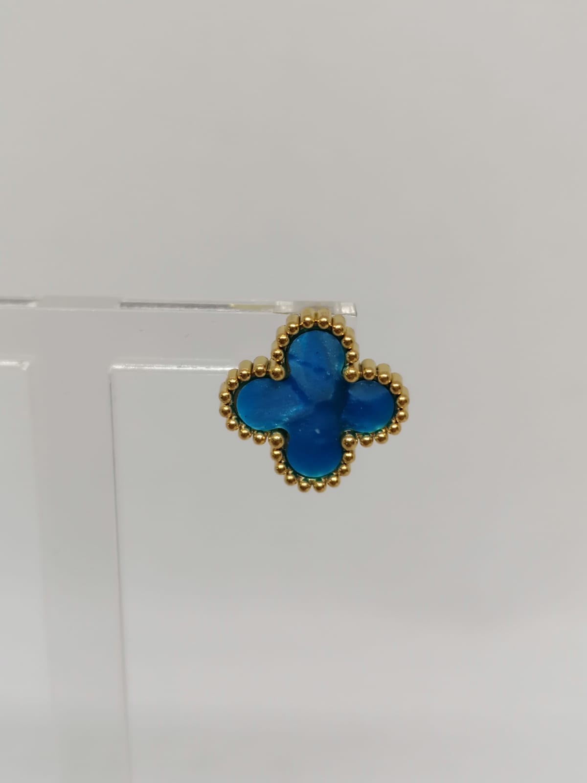 Brincos de Aço Dourado de Trevos Azul Madrepérola