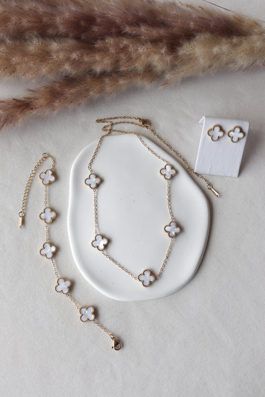 Conjunto de 5 Trevos Brancos
