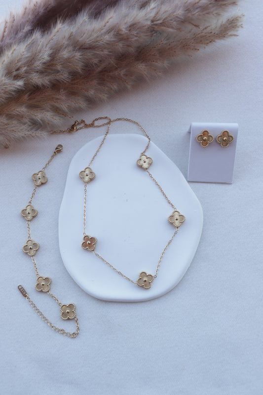 Conjunto de 5 Trevos Dourados