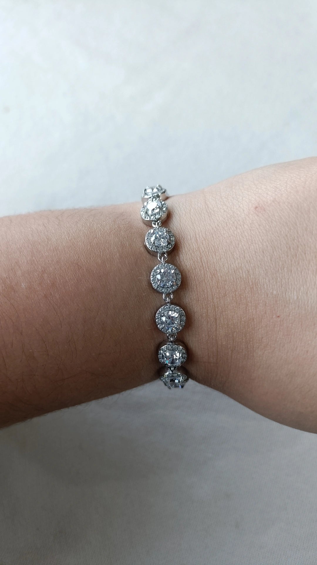 Pulseira de Aço Prateado Inspiração Swarovski com Zircónias à Volta
