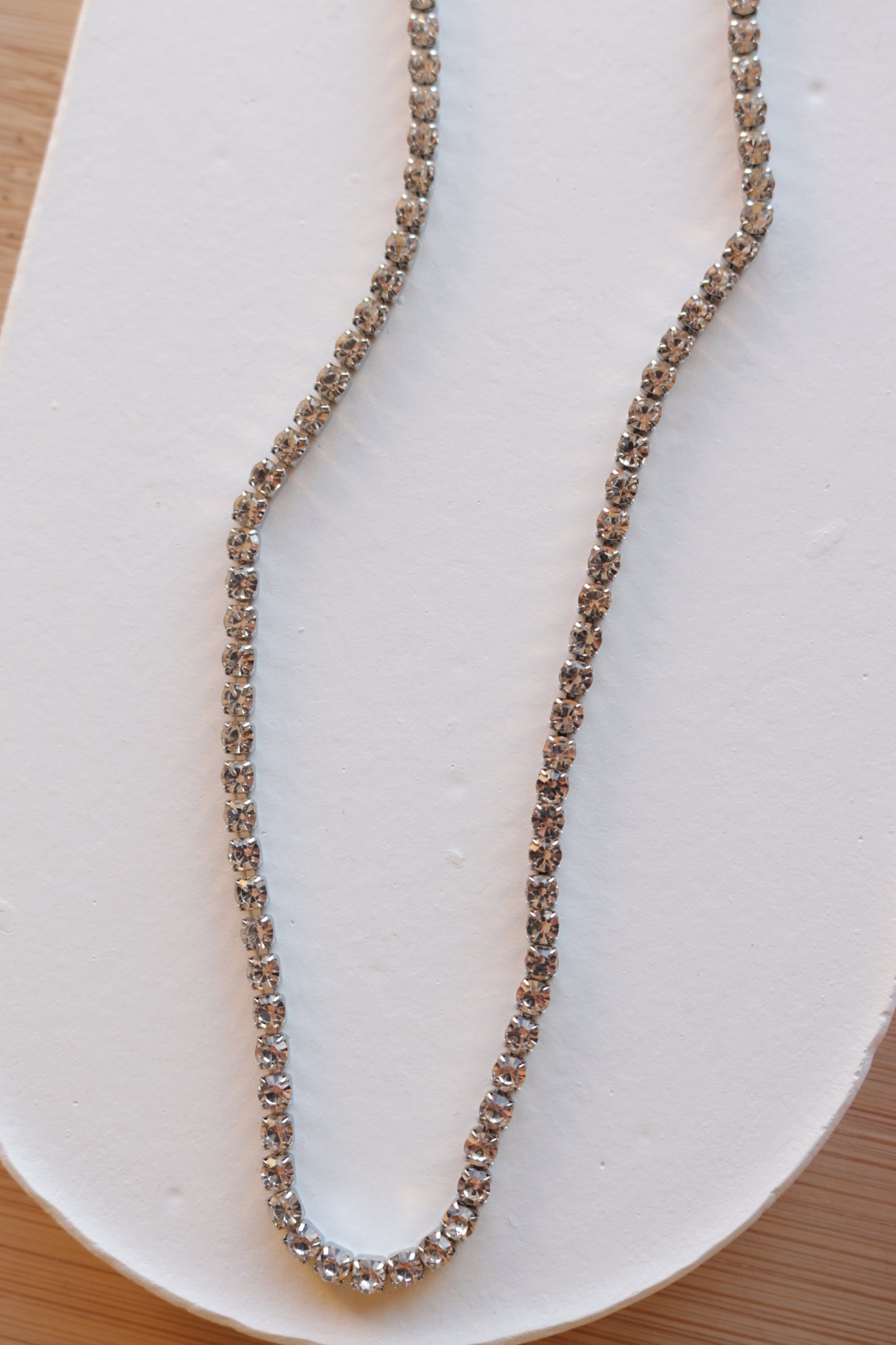 Colar de Aço Prateado com Zircónicas Minis