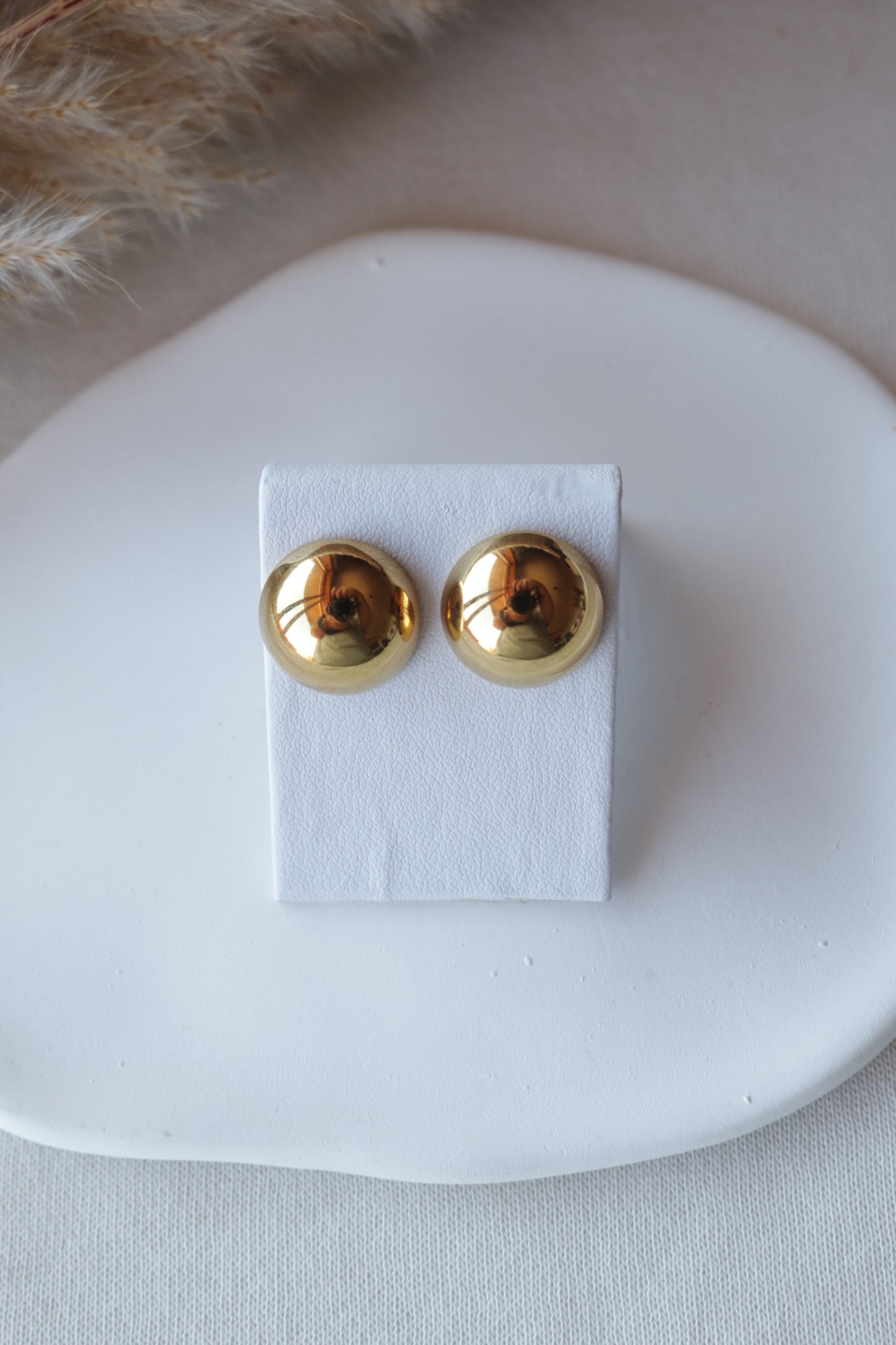Brincos de Aço Dourado Minimalistas
