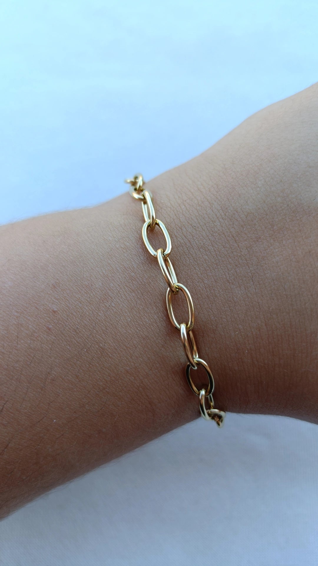 Pulseira de Aço Dourado de Elos Simples
