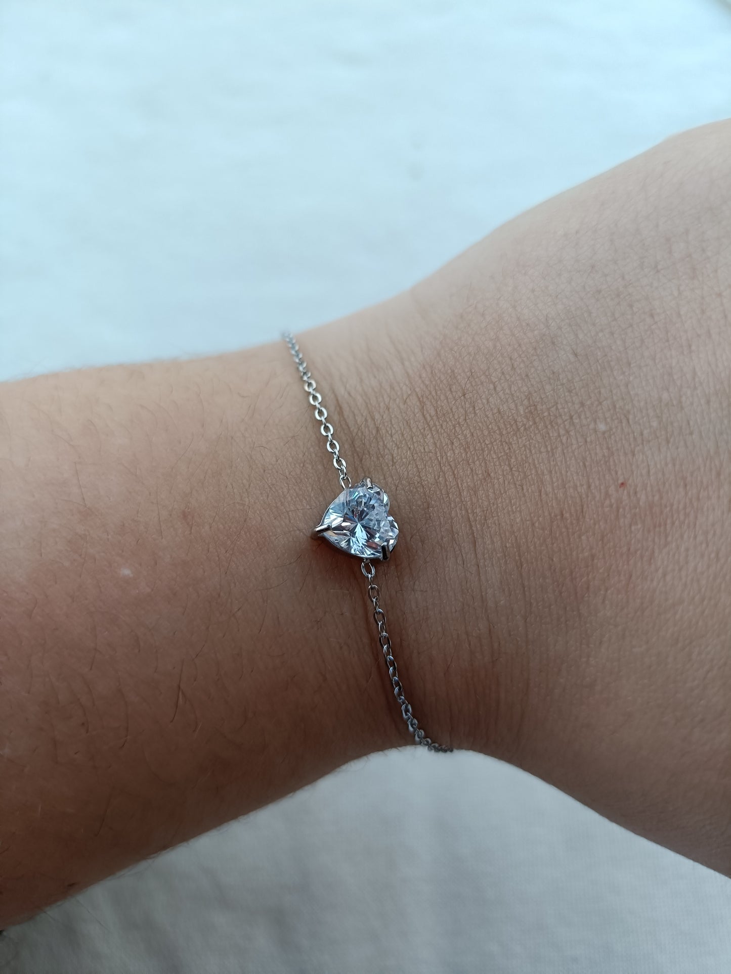 Pulseira de Aço Prateado de Coração