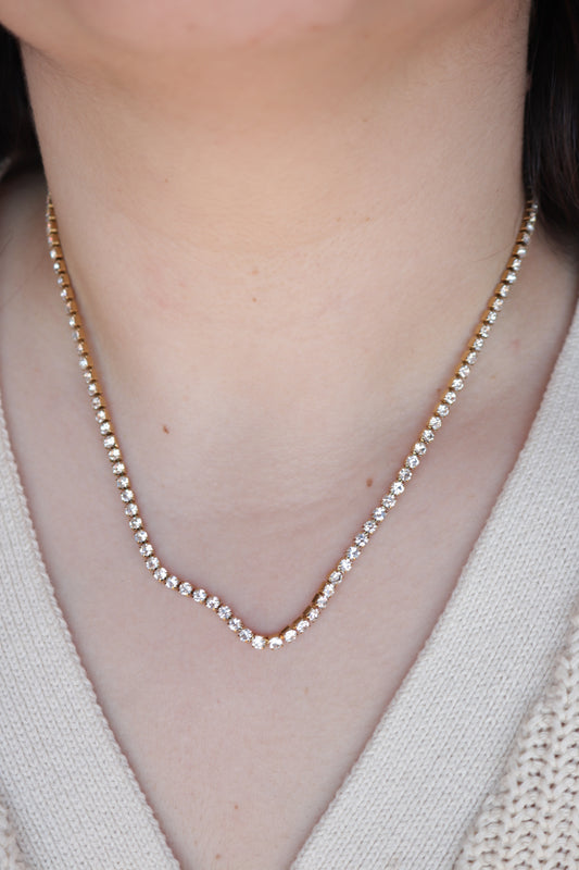 Colar de Aço Dourado com Zircónicas Pequenas